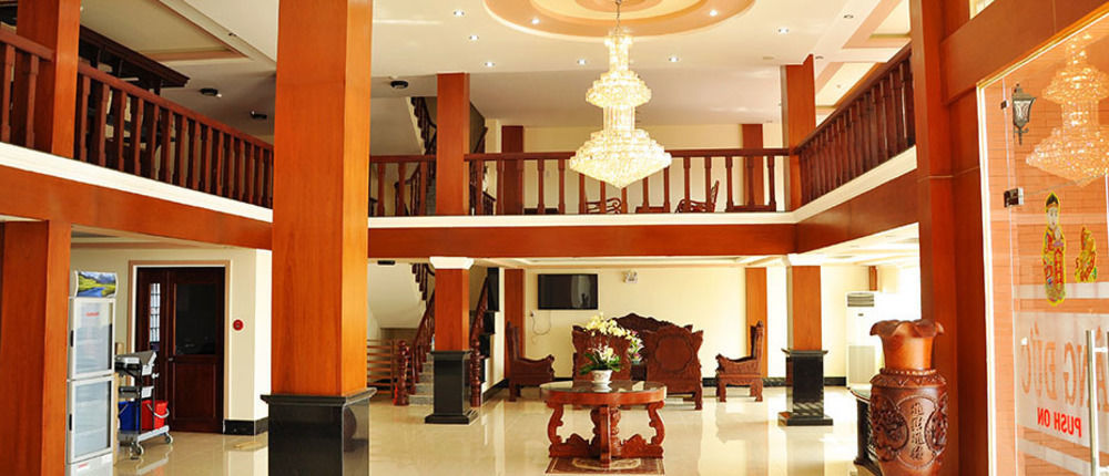 Hoang Duc Hotel Chau Doc Exterior photo