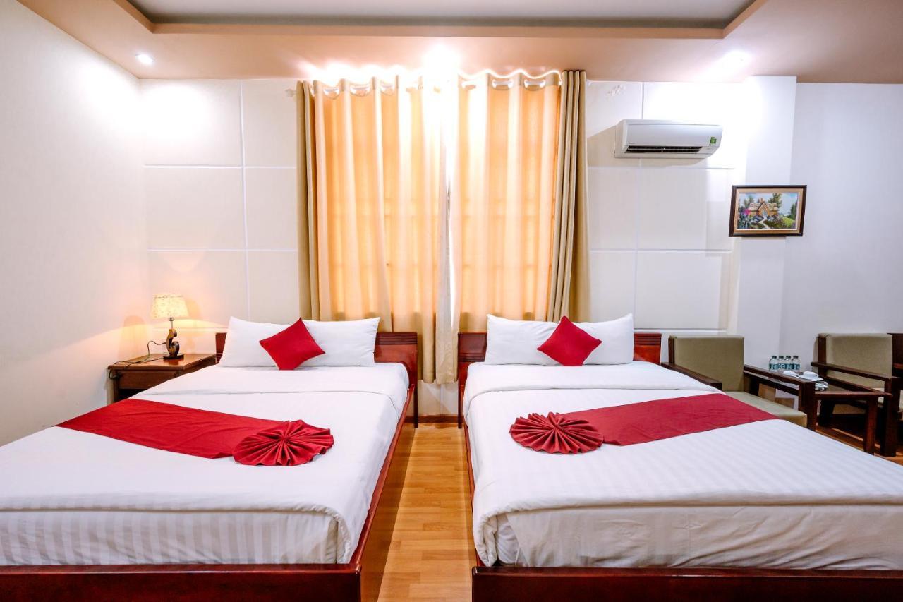 Hoang Duc Hotel Chau Doc Exterior photo