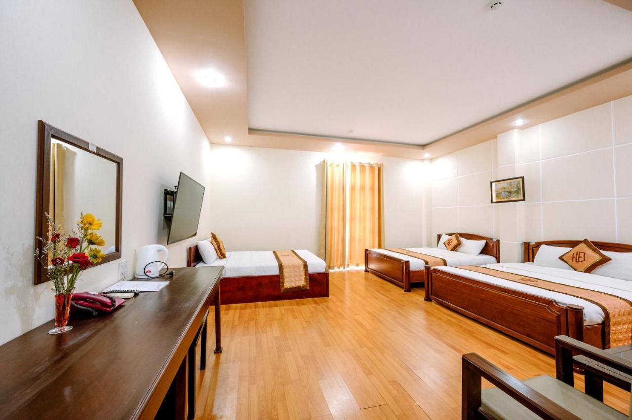 Hoang Duc Hotel Chau Doc Exterior photo