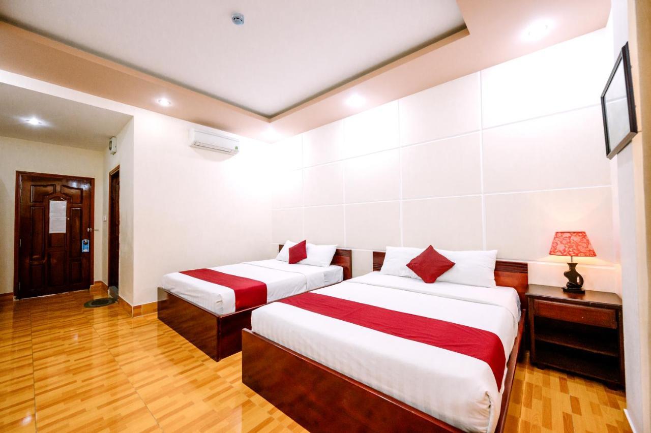 Hoang Duc Hotel Chau Doc Exterior photo