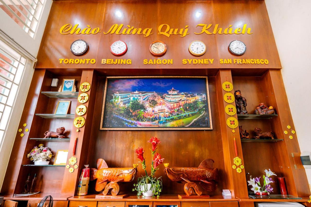 Hoang Duc Hotel Chau Doc Exterior photo
