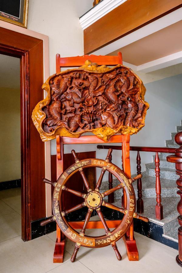 Hoang Duc Hotel Chau Doc Exterior photo