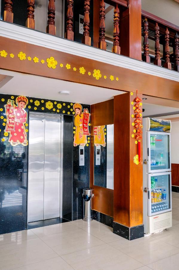 Hoang Duc Hotel Chau Doc Exterior photo